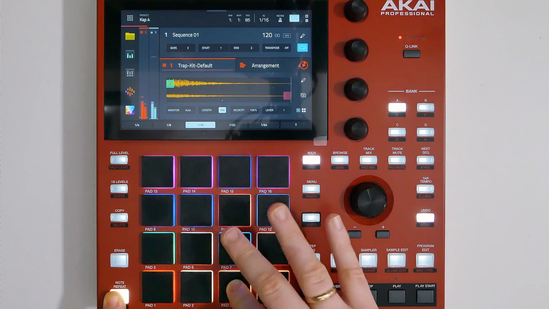 Akai Professional MPC ONE Plus
