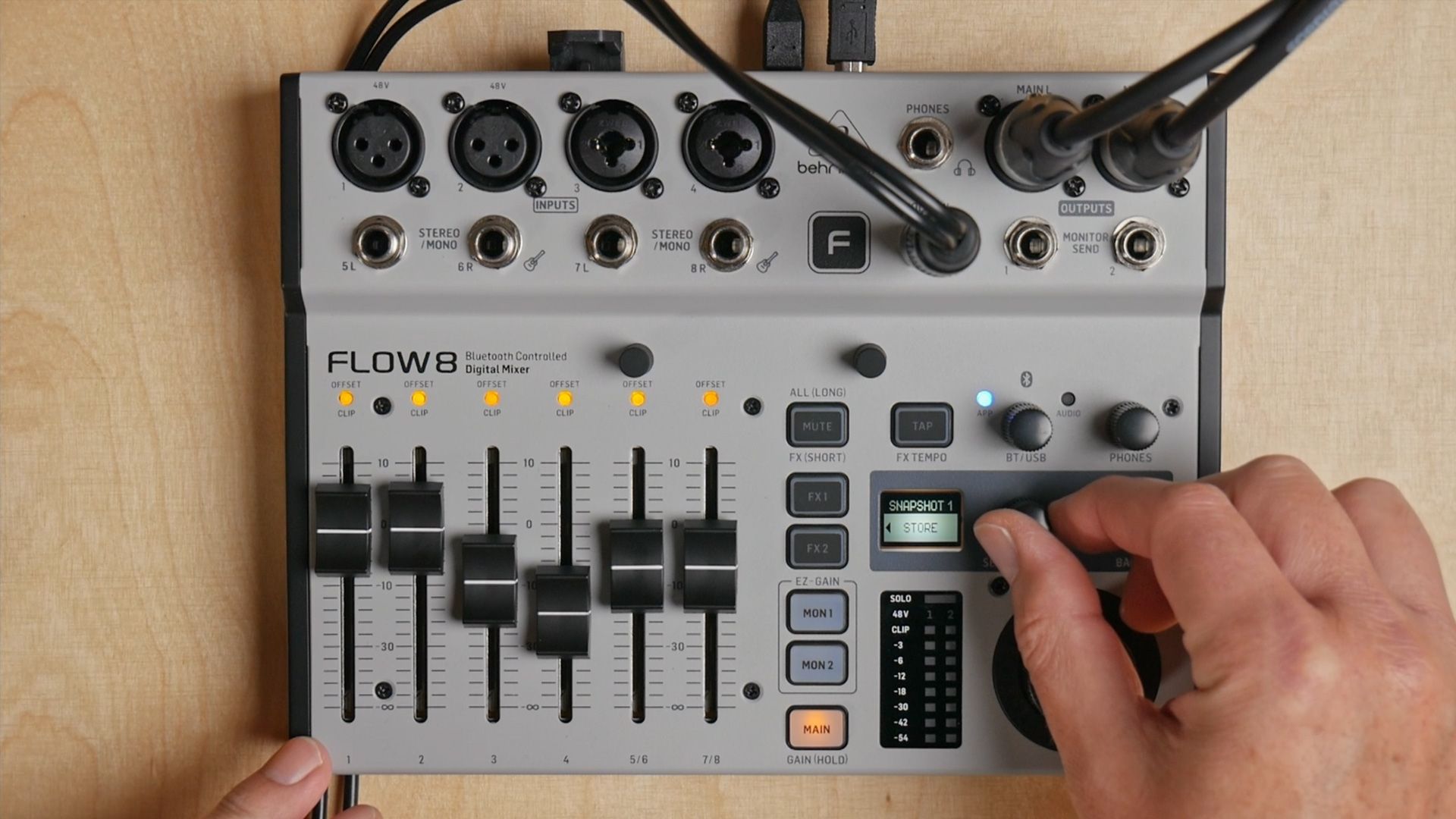 Behringer Flow 8 Behringer Flow 8